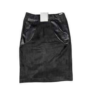 Marc New York Black Knee Skirt. Size Small. New